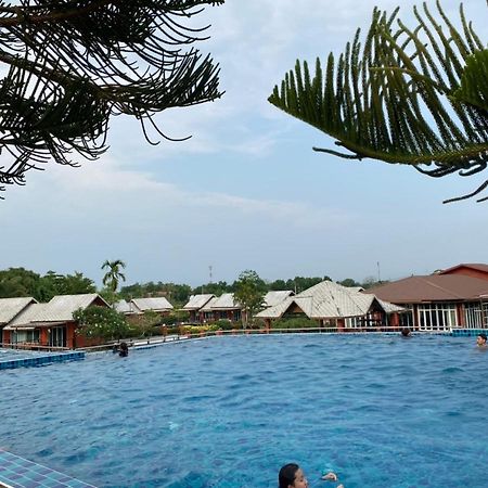 Oyo 416 Golden Nakara Resort Maesai Мае Сай Екстериор снимка
