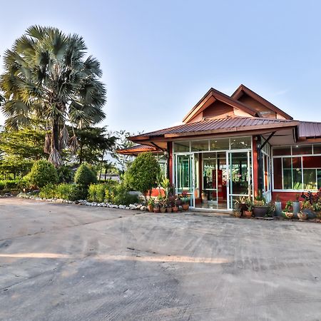 Oyo 416 Golden Nakara Resort Maesai Мае Сай Екстериор снимка